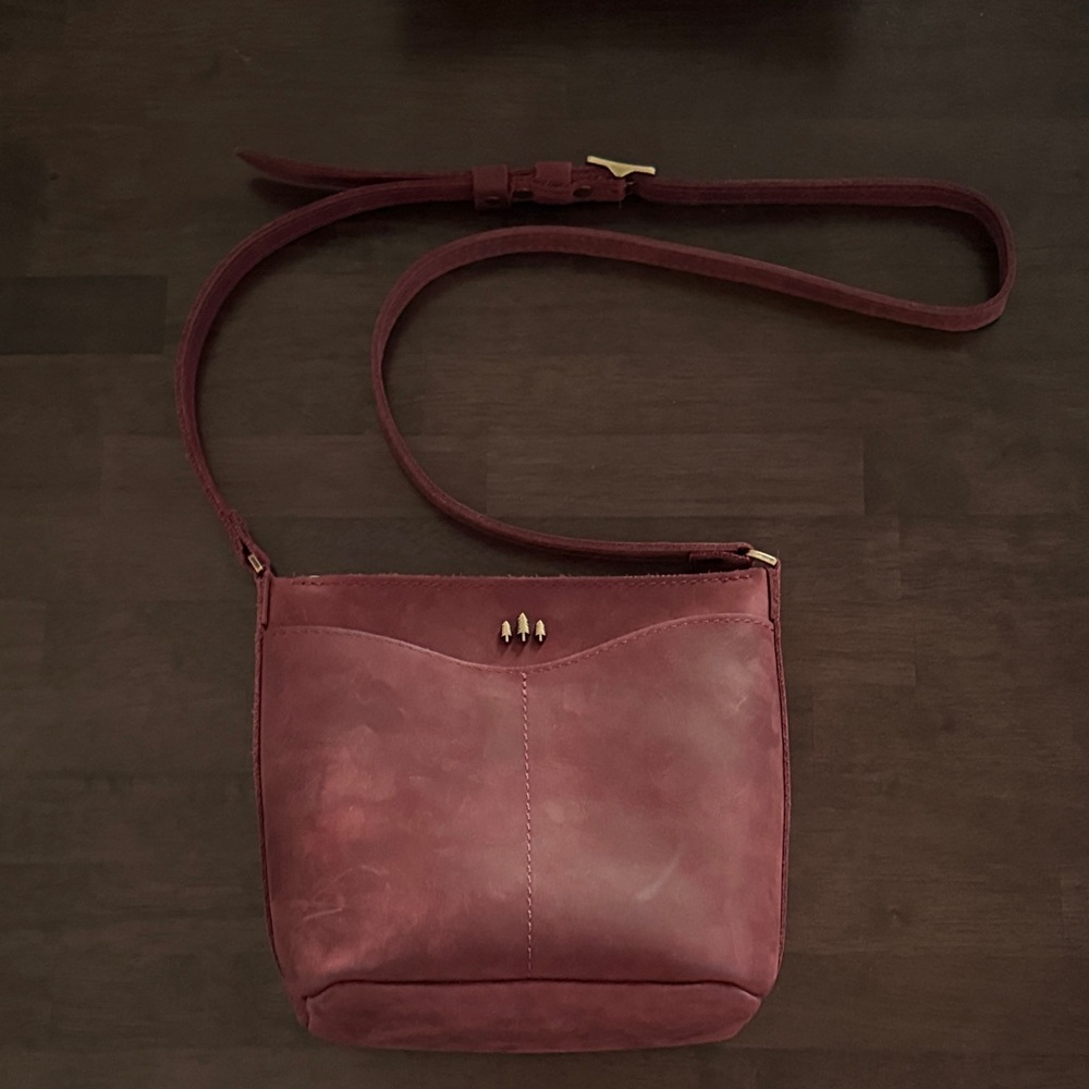 Portland Leather Cypress Crossbody